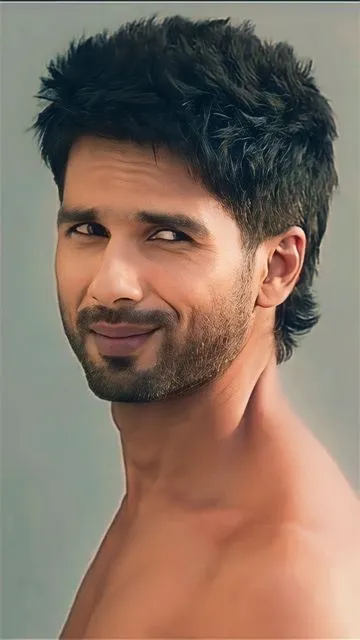 Shahid Kapoor hairstyle photo