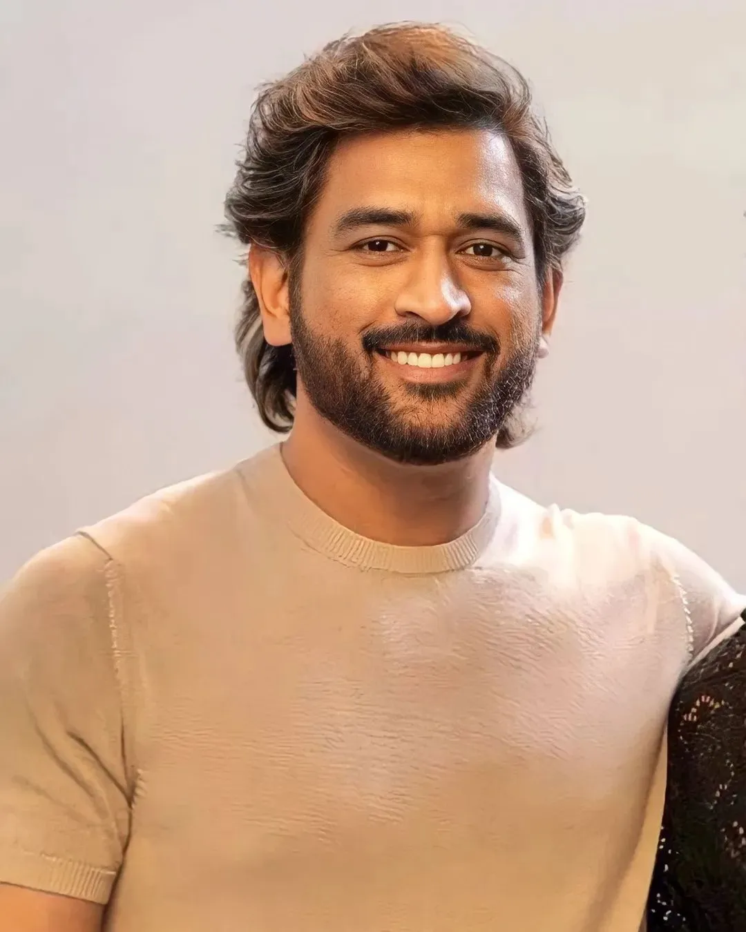 MS Dhoni hairstyle 2010