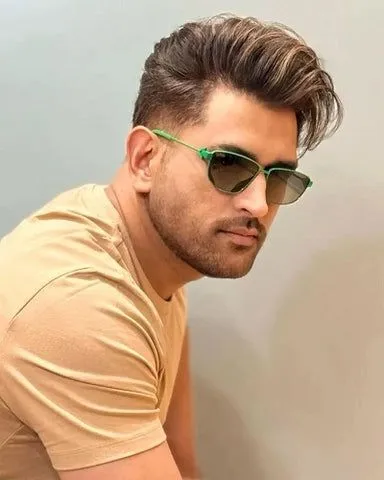 MS Dhoni short hairstyle