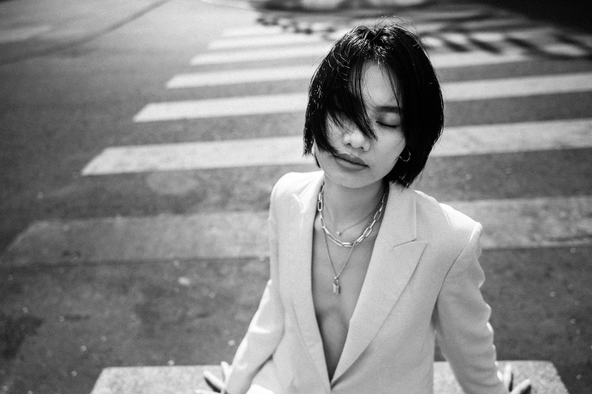 The Modern Bob: Chic and Age-Defying