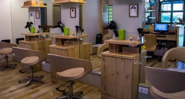 kromakay salon juhu mumbai celebrity clientele