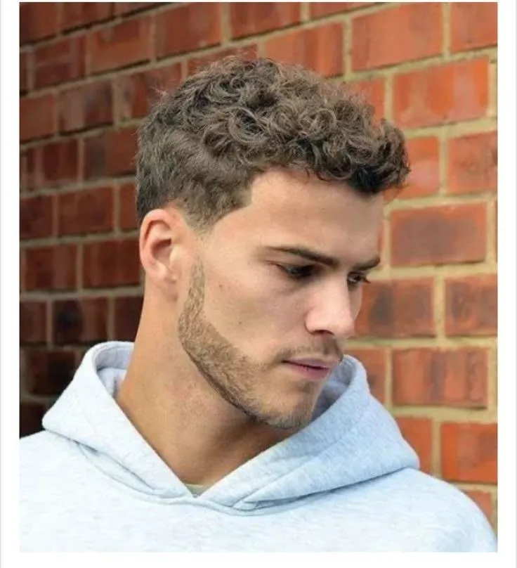 short curly hair fade for men style 4