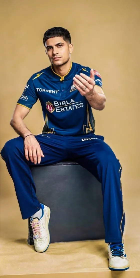 Shubman Gill hairstyle photo