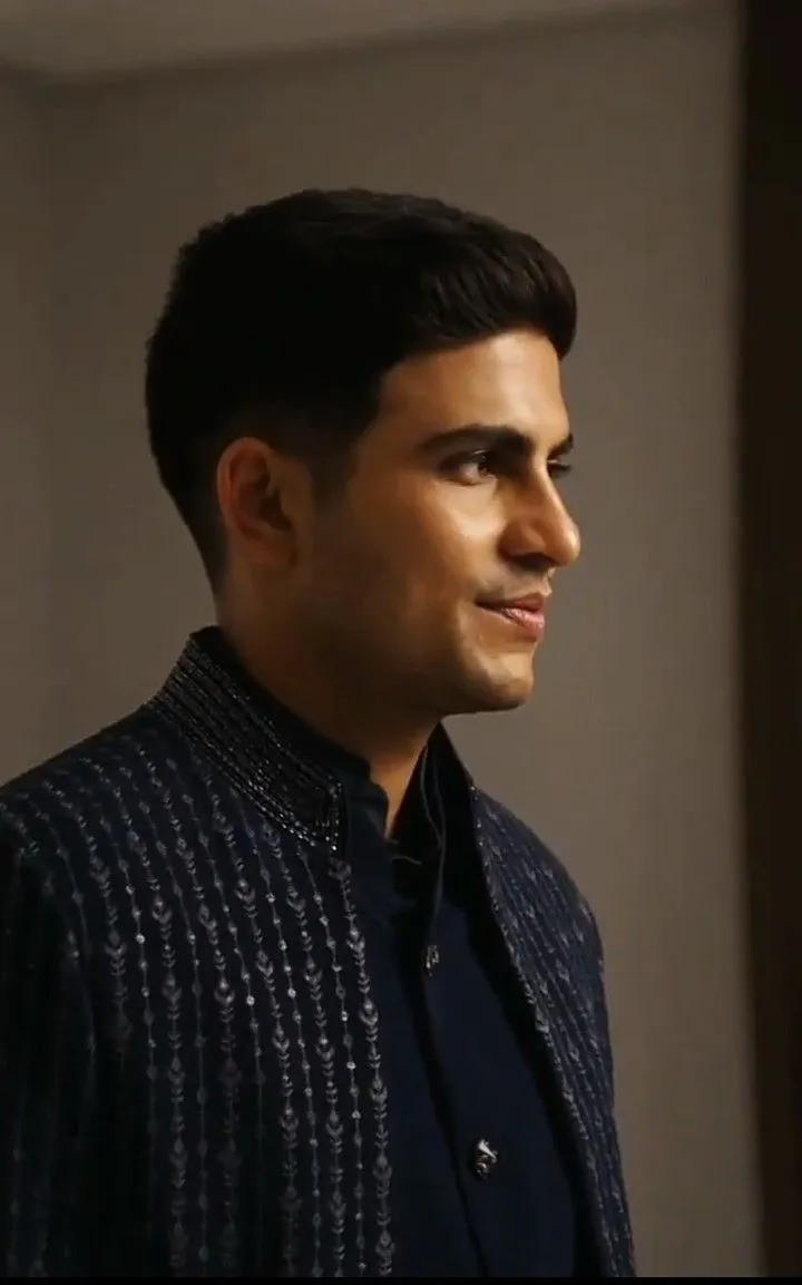 Shubman Gill hairstyle photo