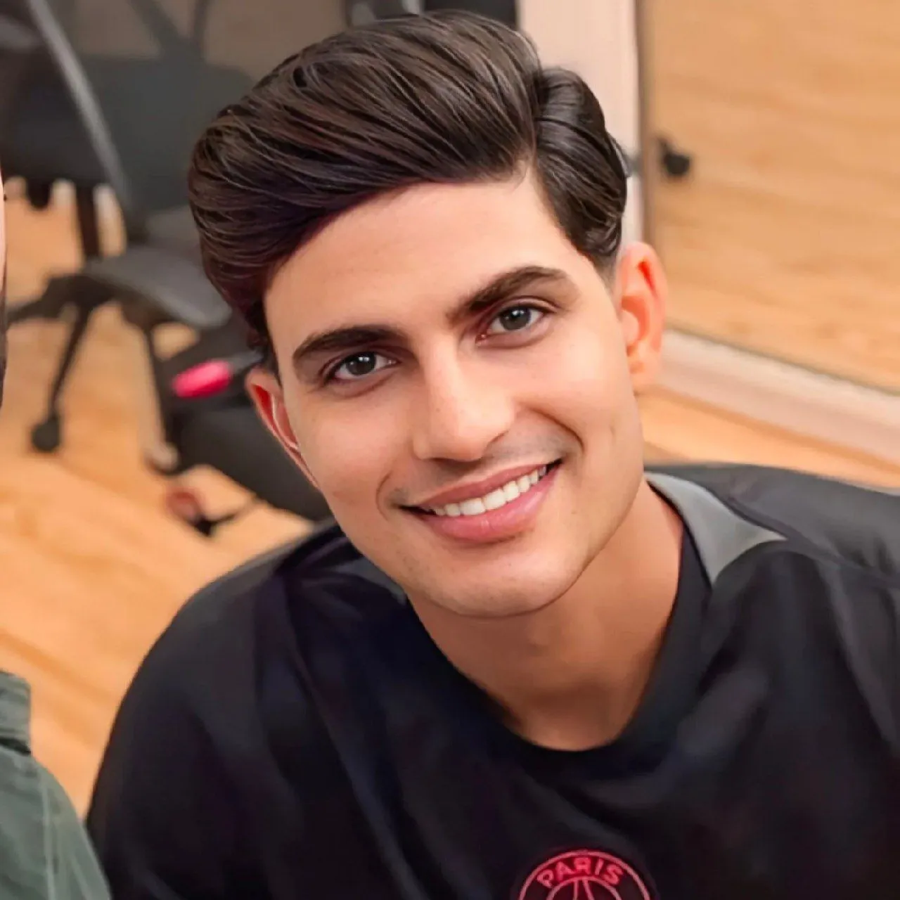 Shubman Gill signature textured fringe hairstyle