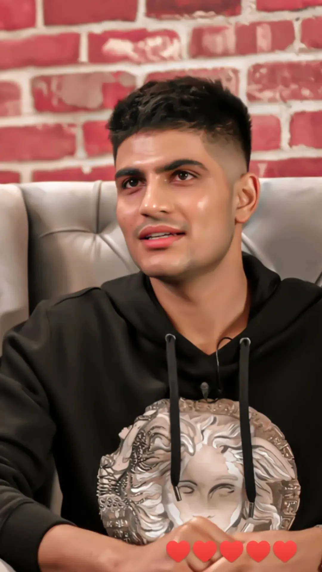 Shubman Gill hairstyle photo